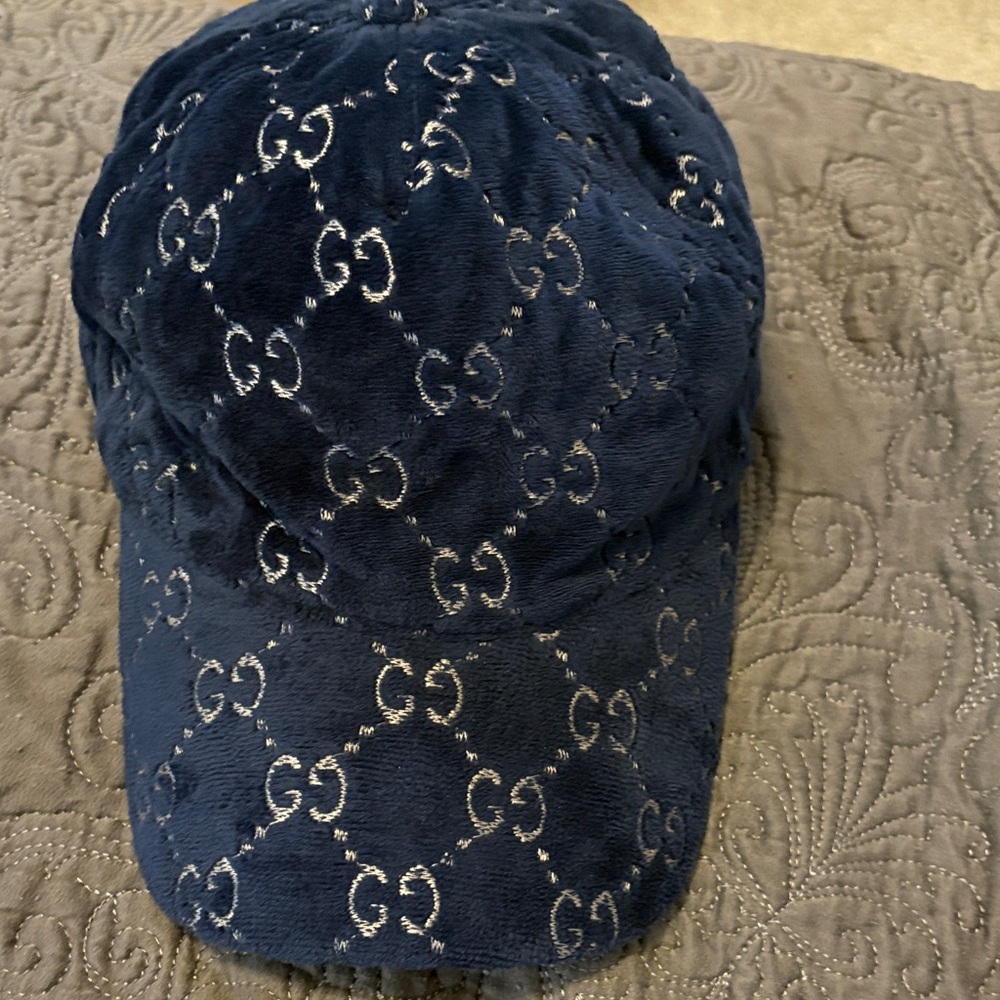 Gucci Navy Velvet Hat